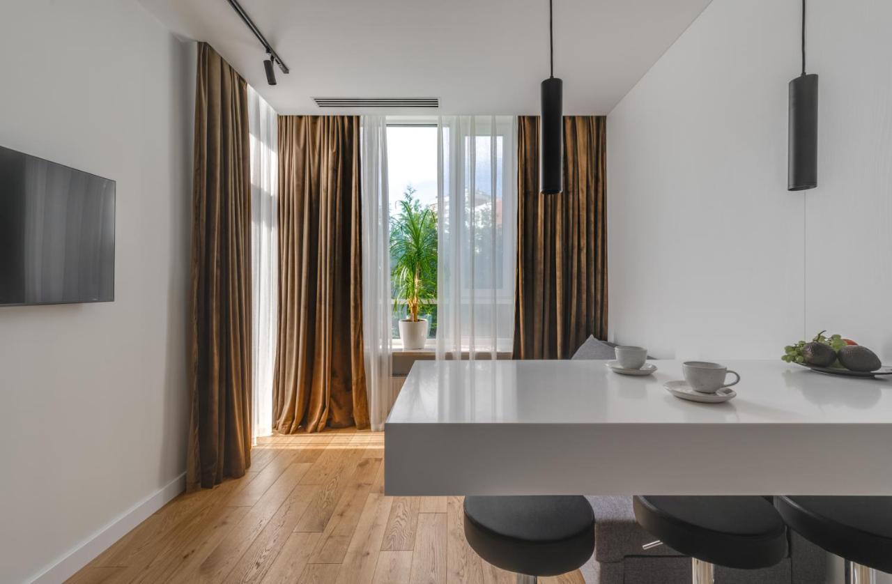 Basis Apartments - Adults Only Kiev Exterior foto